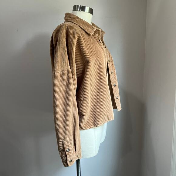 American Eagle Corduroy Tan Brown Lightweight Cropped Jacket Size M - Picture 3 of 7